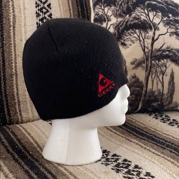 3 Beanies, Black, Brown, Grey - Picture 5 of 16